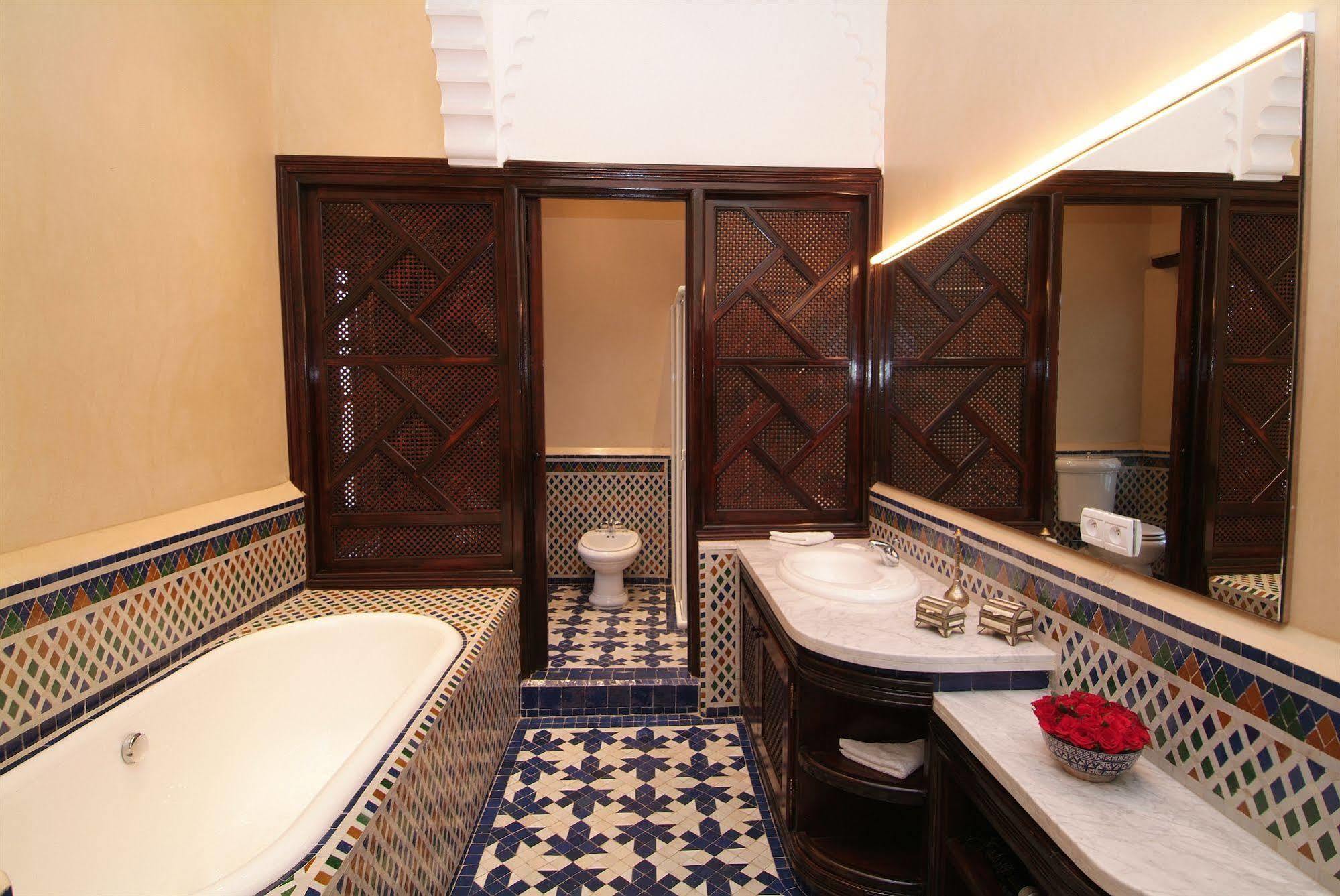 Riad Misbah เฟส ภายนอก รูปภาพ