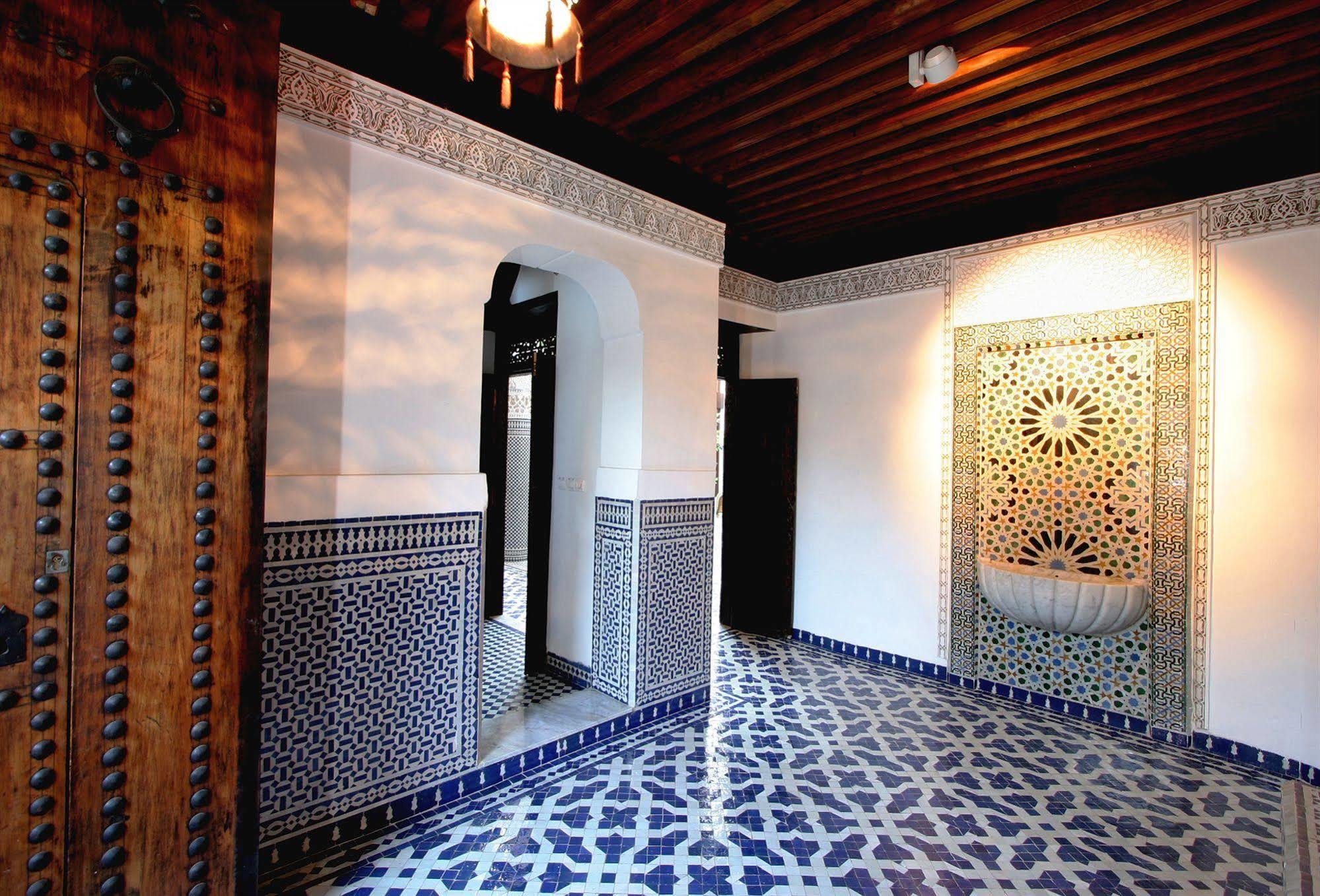 Riad Misbah เฟส ภายนอก รูปภาพ